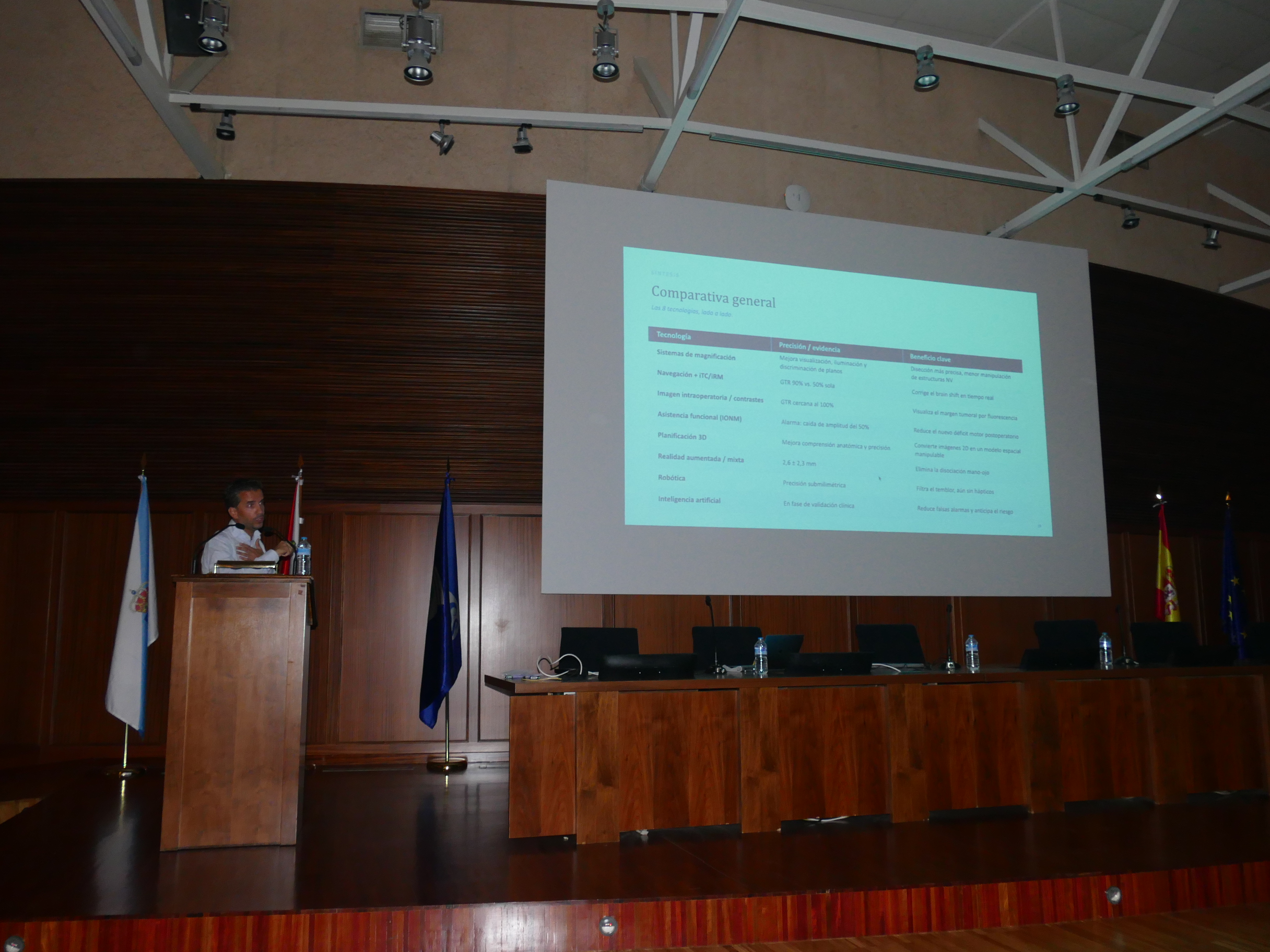 Martes 22/Charla Neurocirugia