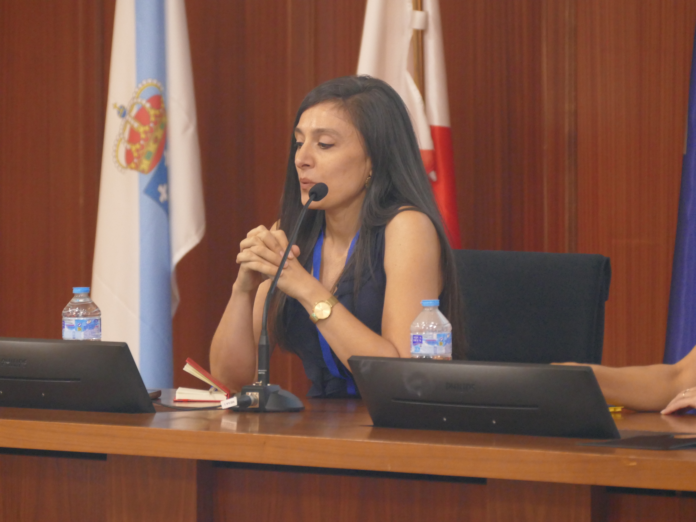 Martes 22/Mesa Mujeresstem