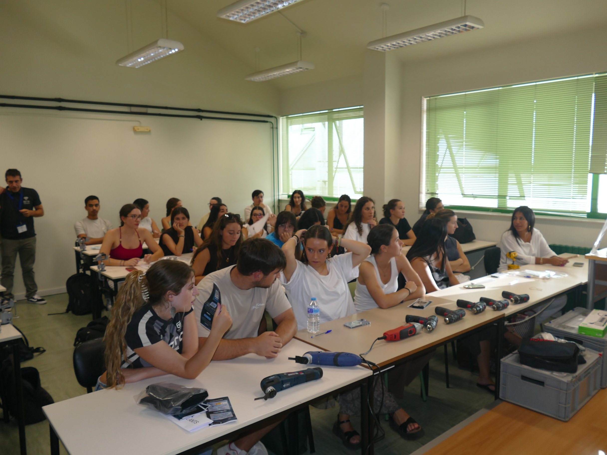 Martes 22/Taller Beta