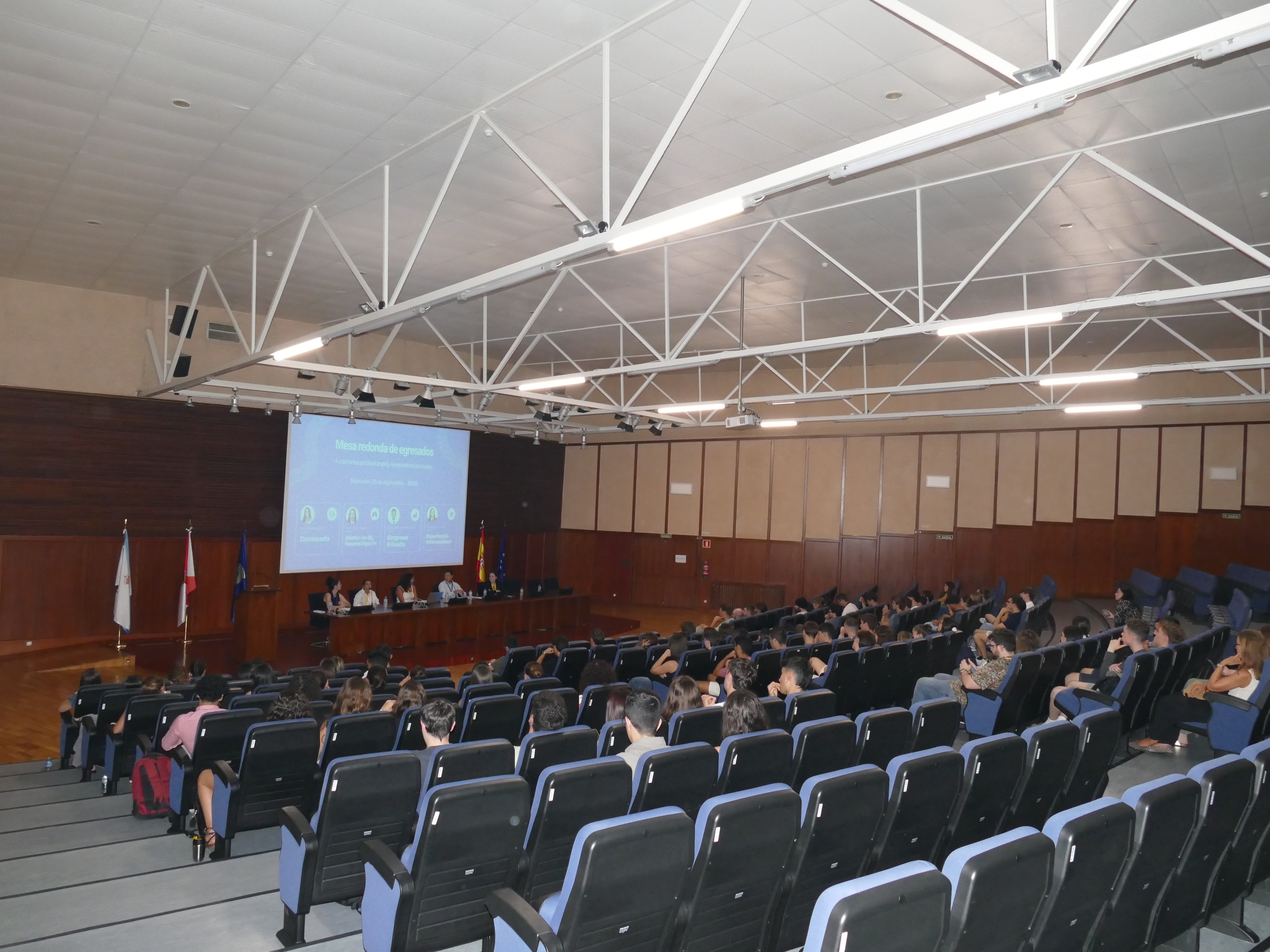 MiéRcoles 23/Mesa Egresados
