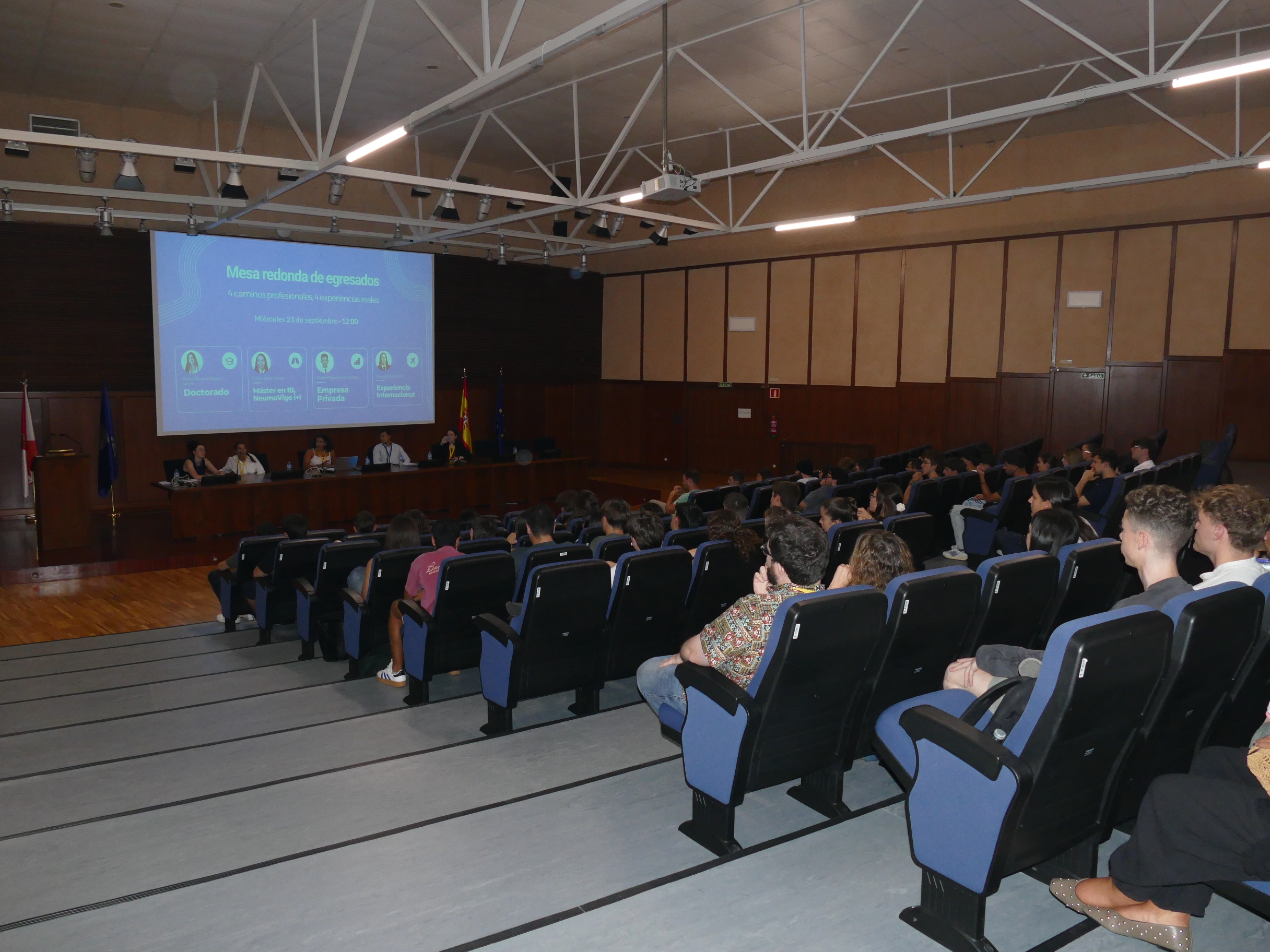 MiéRcoles 23/Mesa Egresados