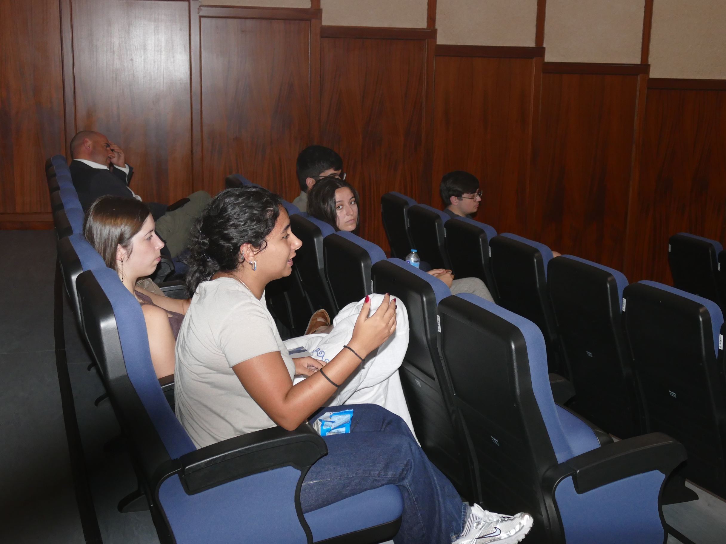 MiéRcoles 23/Mesa Egresados