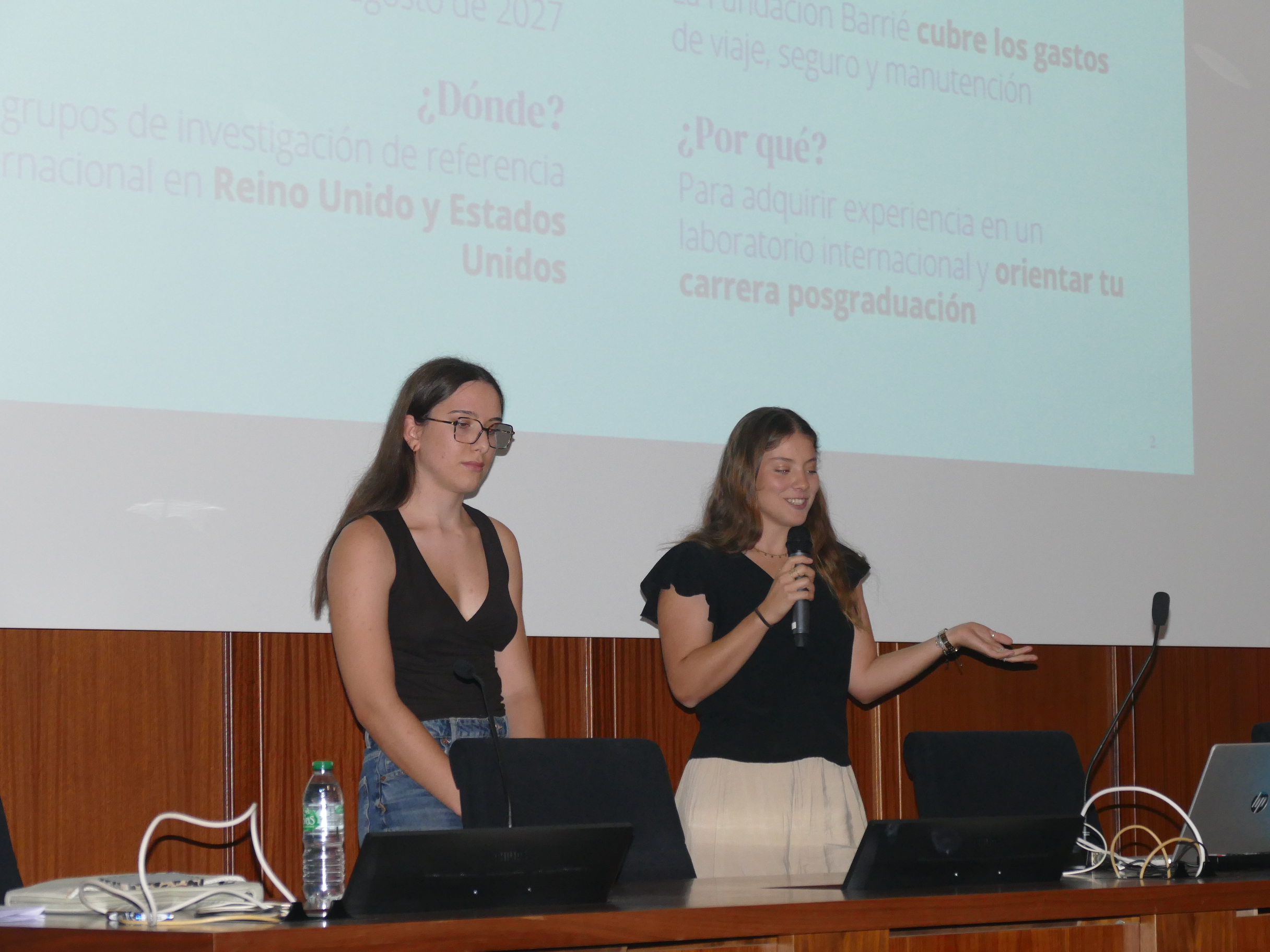 MiéRcoles 23/Mesa Egresados
